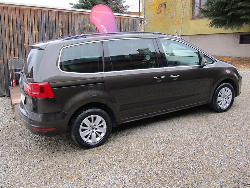 Volkswagen Sharan (2015) 2.0 TDI 100kW  CAR-PASS - fotka 10 z 40