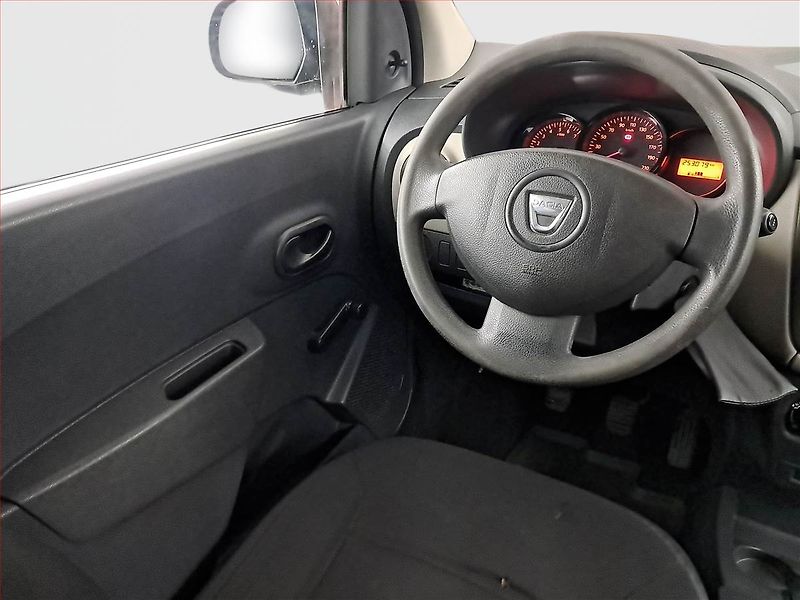 Dacia Lodgy (2013) 1.6 8V, nová STK, Tažné - fotka 7 z 13