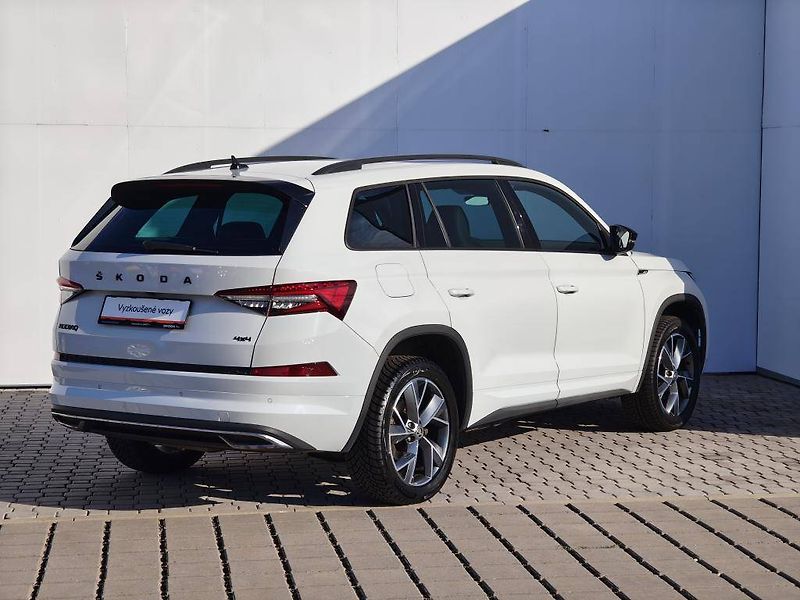Škoda Kodiaq Sportline DSG 4x4 2,0TDI - fotka 2 z 28