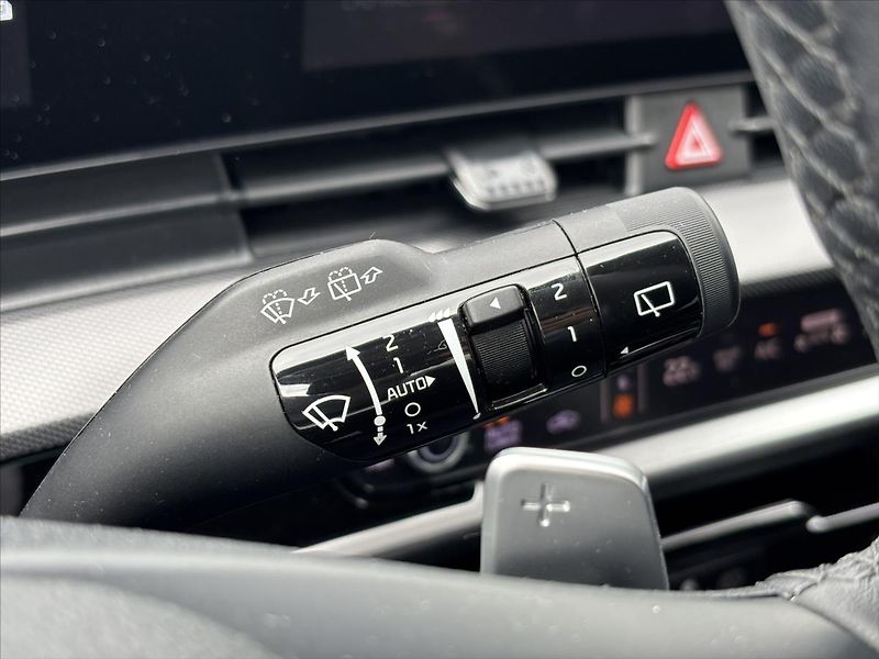 Kia Sportage 1,6 TGDi HEV AT TOP ADAPTIV - fotka 38 z 49