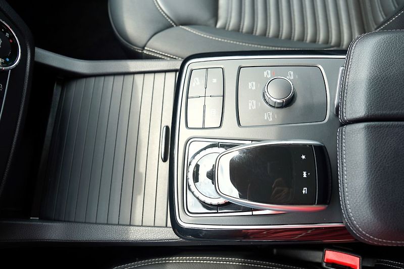 Mercedes-Benz GLE 43 AMG 4Matic/9AT/370PS/DPH - fotka 42 z 43