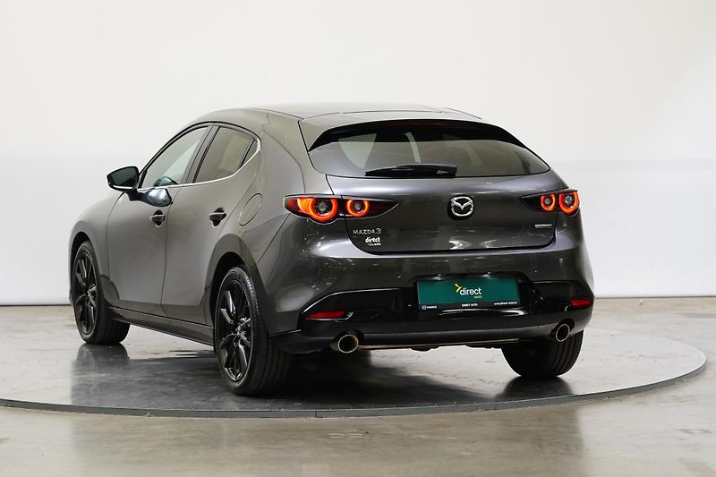 Mazda 3 - fotka 7 z 27