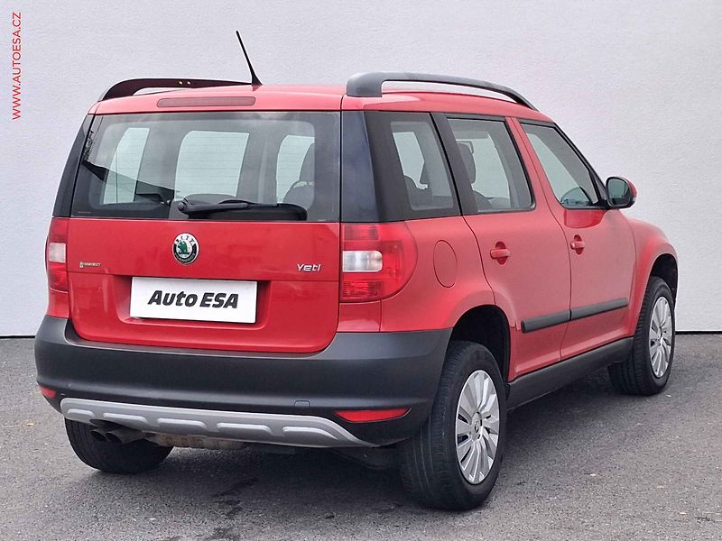 Škoda Yeti (2012) 2.0 TDi 4x4, 2.maj,ČR - fotka 4 z 15