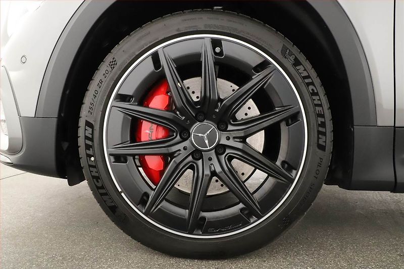 Mercedes-Benz GLB (2025) 35 AMG 4MATIC - fotka 24 z 26