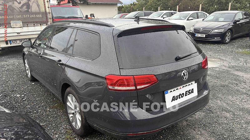 Volkswagen Passat (2019) 2.0TDi, DSG - fotka 2 z 3