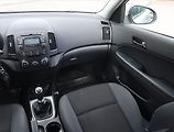 Hyundai i30 (2010) 1.4 CVVT, LPG, Serv.kniha - náhled 8