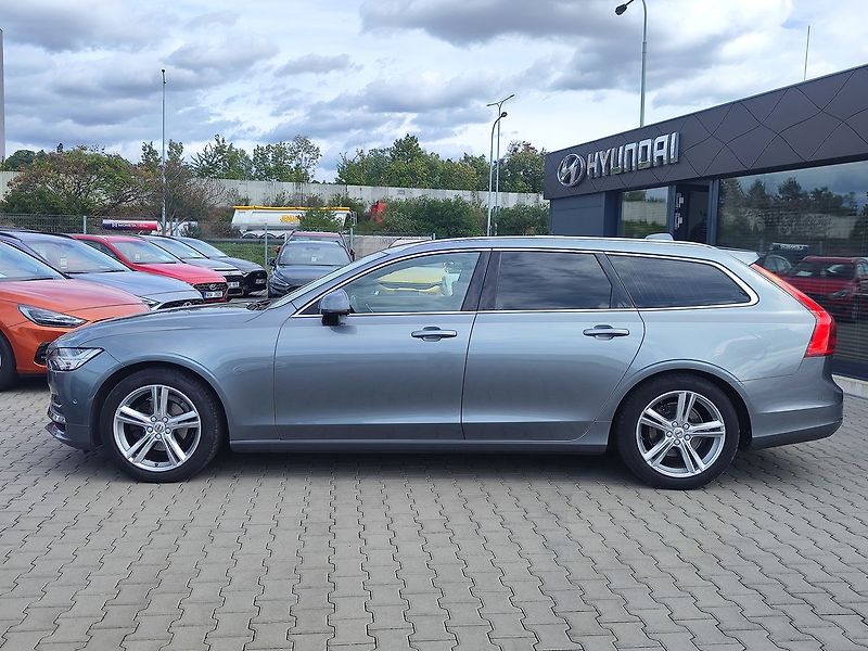 Volvo V90 D3 2.0/110kW Momentum AT - fotka 8 z 32