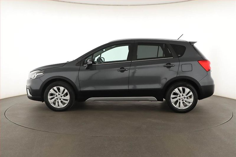Suzuki SX4 S-Cross (2018) Premium 1.4 BoosterJet, 4X4 - fotka 3 z 23