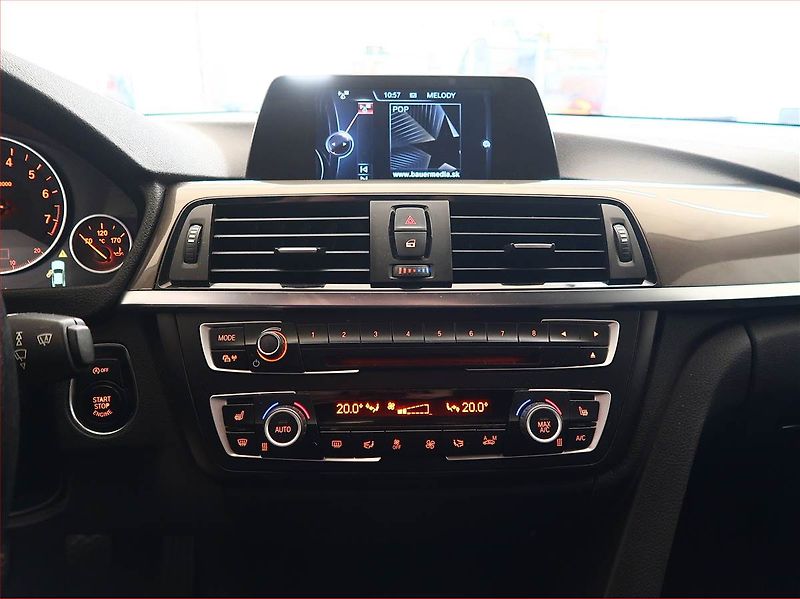 BMW Řada 4 (2014) 420i xDrive, 4X4, Navi - fotka 12 z 18