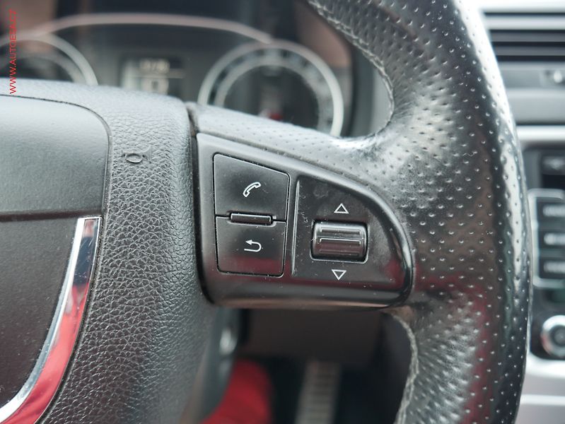 Škoda Octavia (2011) 2.0 TDi, RS, DSG, bixen - fotka 18 z 20