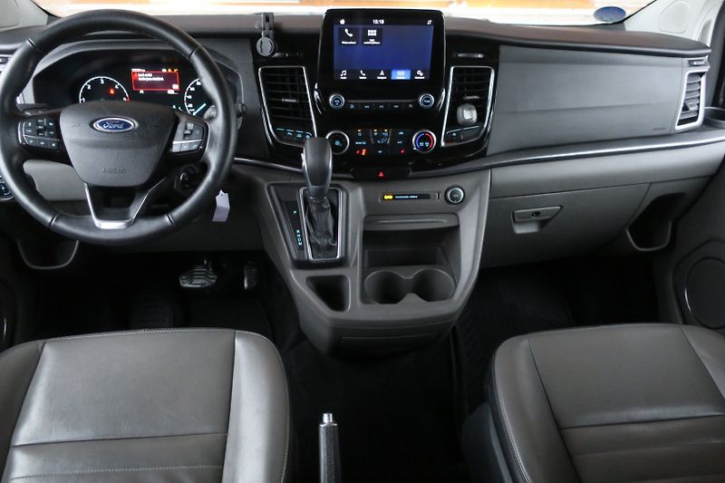 Ford Tourneo Custom (2020) 2.0 TDCi 320 L2 Titanium 8Míst - fotka 12 z 50