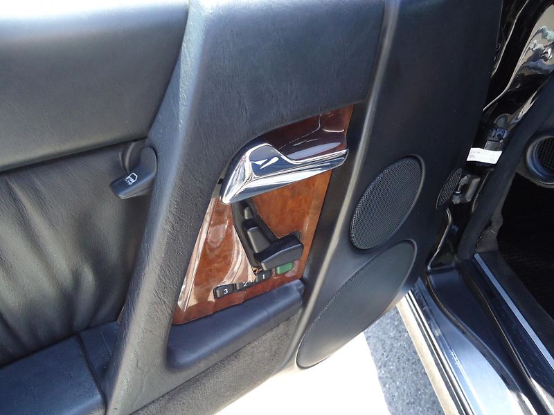 Mercedes-Benz SL (1993) 600 - fotka 38 z 40