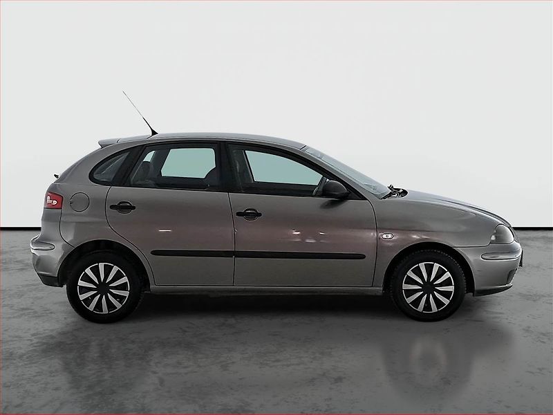 Seat Ibiza (2003) 1.4 16V, po STK, v provozu - fotka 6 z 16