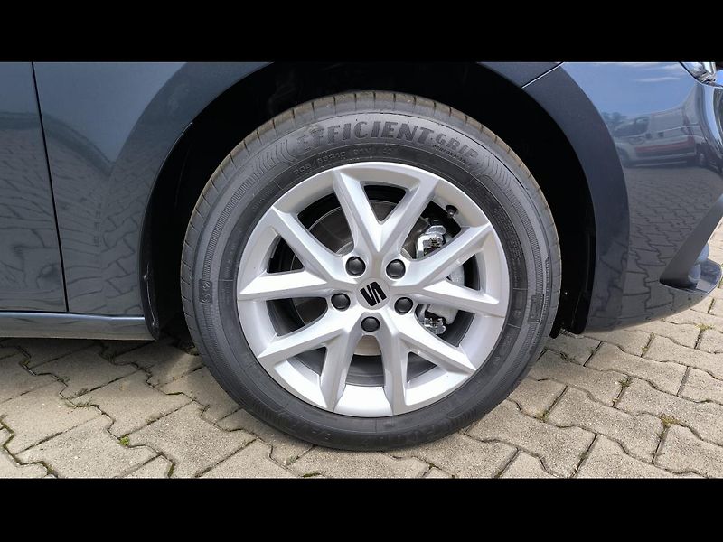 Seat Leon (2026) SP Style 1.5 TSI 115k 6M - fotka 33 z 33