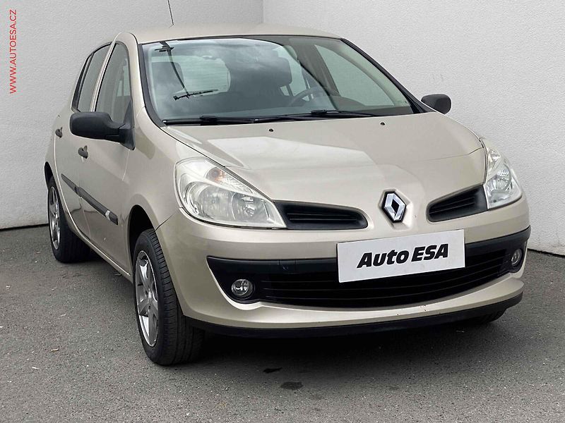 Renault Clio (2007) 1.2i, ČR, AC, zmk.řazení - fotka 1 z 16