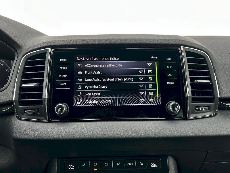 Škoda Karoq (2025) 1.5 TSI 110kW DSG Top Selectio - fotka 18 z 35