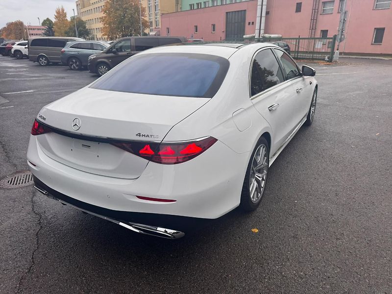 Mercedes-Benz Třídy S (2026) 450 d 4MATIC L - fotka 7 z 27