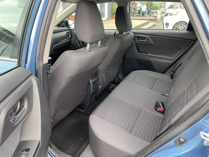 Toyota Auris 1.6i, ČR, Active, záruka - fotka 12 z 30