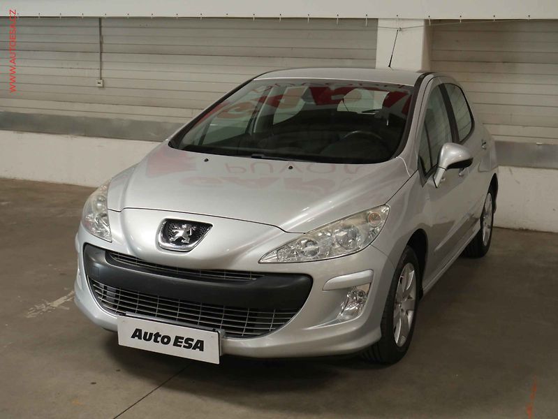 Peugeot 308 (2007) 1.6i, AC - fotka 3 z 15