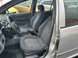 Škoda Fabia (2003) 1.4 MPi, ČR, STK6/28 - náhled 9