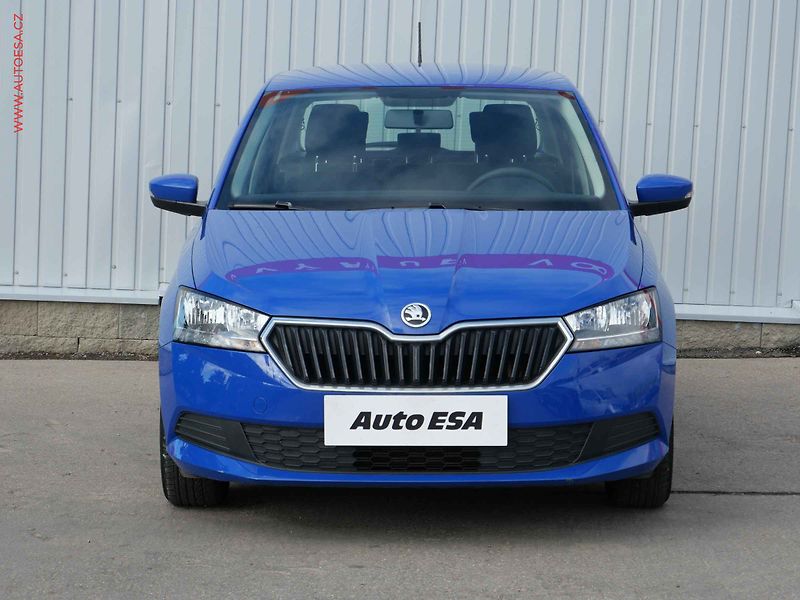 Škoda Fabia (2021) 1.0MPi, 2.maj,ČR, Active, AC - fotka 2 z 16