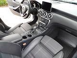 Mercedes-Benz Třídy A (2016) 200 d w176 - náhled 14