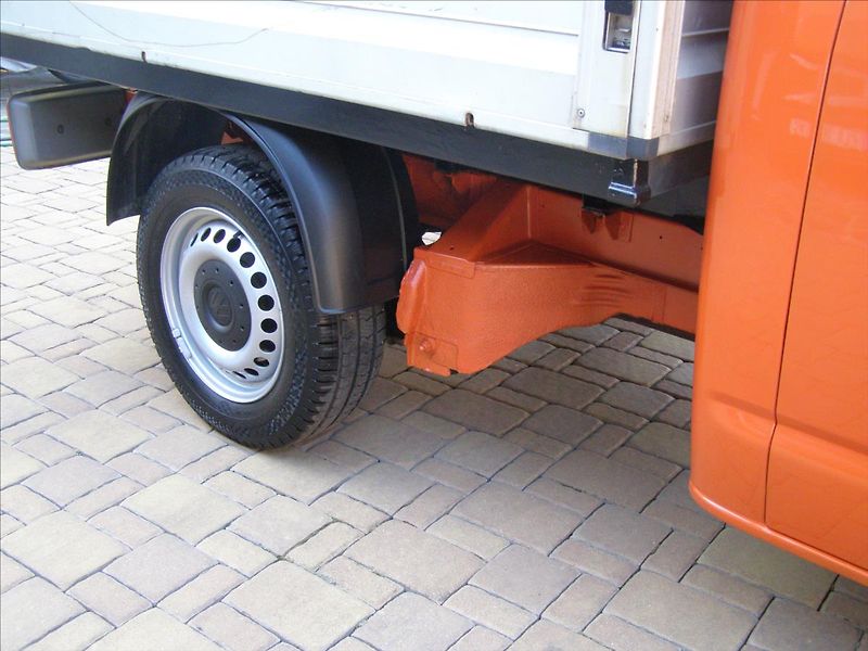 Volkswagen Transporter 1,9   DVOJKABINA 6 MIST - fotka 27 z 27