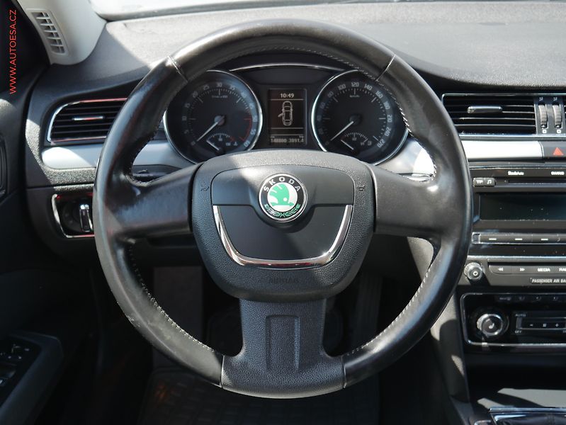 Škoda Superb (2009) 2.0 TDI 4x4, ČR, Xenon, AC - fotka 11 z 18