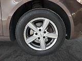 Volkswagen Touran (2011) 1.2 TSI, Tempomat - náhled 14