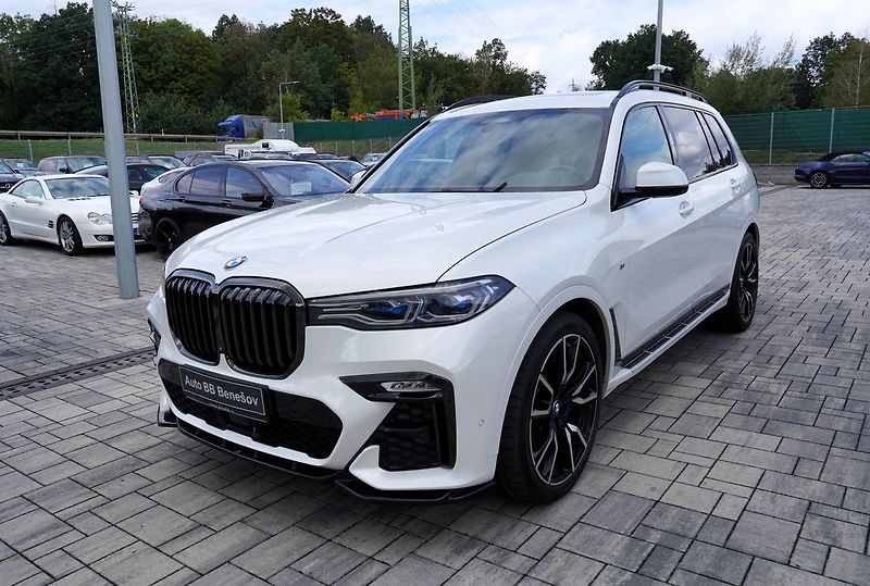 BMW X7 40d xDrive/Mpaket/AT9/22/340PS - fotka 2 z 50
