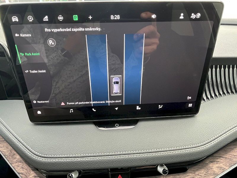 Škoda Superb (2025) 2.0 TDI 110kW L&K Combi DSG - fotka 12 z 22