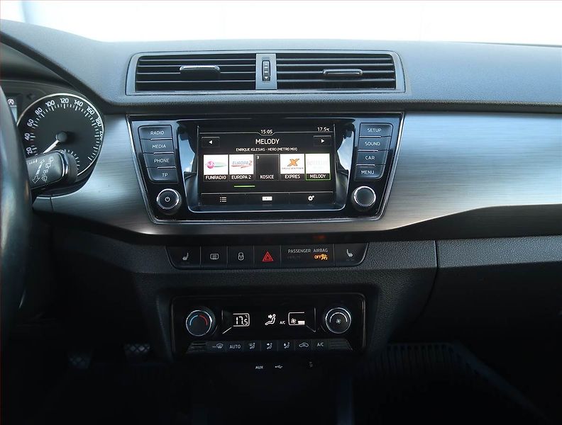 Škoda Fabia (2017) Extra 1.2 TSI, Tempomat - fotka 12 z 18