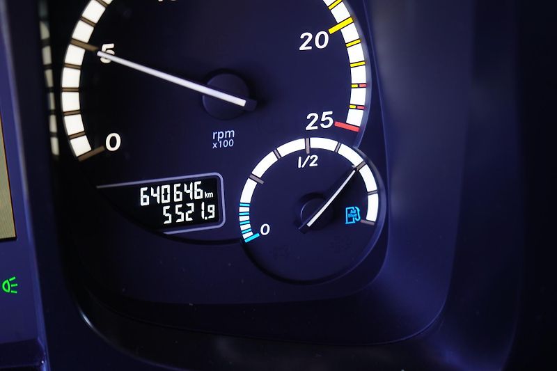 Mercedes-Benz (2016) ANTOS / 2645 / E 6 / BDF / 7.1 - fotka 12 z 53