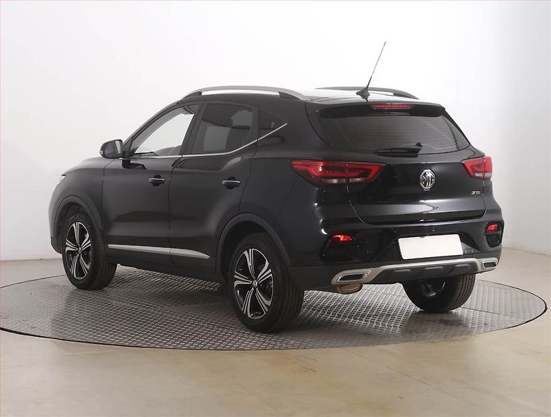 MG ZS (2025) 1.5, Serv.kniha, Navi - fotka 4 z 18