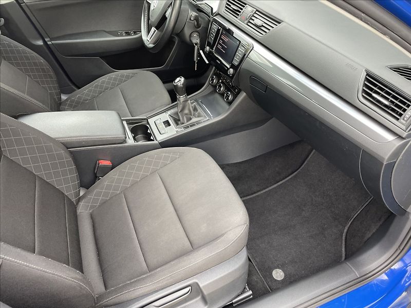 Škoda Superb 1,4 TSI 110KW ČR. - fotka 20 z 24