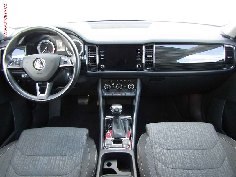 Škoda Kodiaq (2020) 2.0 TDi 4x4, ČR, Style, DSG - fotka 8 z 22
