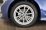 BMW Řada 3 320d xDrive - náhled 27