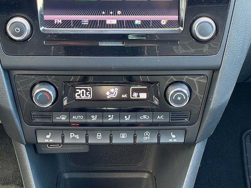 Škoda Rapid (2018) Clever 1.0 TSI 70kW - fotka 20 z 30