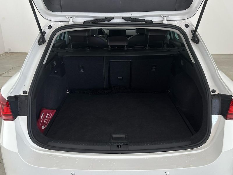 Seat Leon Xcellence - fotka 10 z 31
