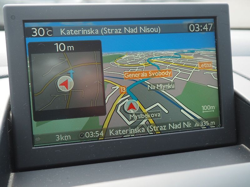 Peugeot 308 (2013) 2.0 HDI, SW BusinessLine, AT - fotka 31 z 33