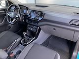 Volkswagen T-Cross 1,0 TSI 70 kW Life - náhled 23
