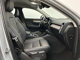Volvo XC40 2.0 B3 ESSENTIAL - náhled 17