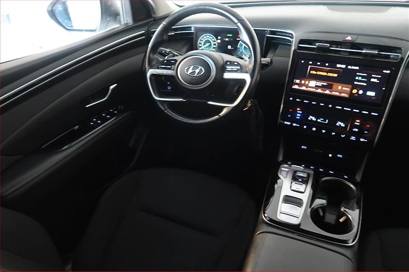 Hyundai Tucson (2021) 1.6 T-GDI HEV - fotka 7 z 19