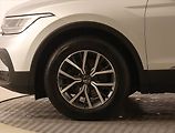 Volkswagen Tiguan (2021) Life 1.5 TSI, digi klima - náhled 15