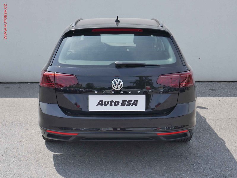 Volkswagen Passat (2019) 2.0TDi, DSG, LED, navi - fotka 5 z 17