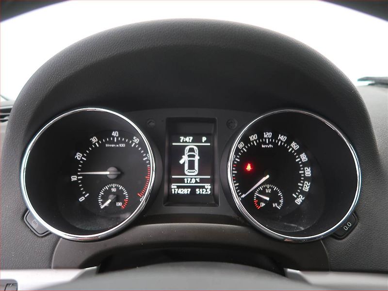 Škoda Yeti (2010) 1.2 TSI, Automat - fotka 9 z 14