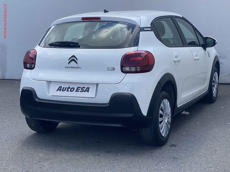 Citroën C3 (2022) 1.2 PT, AC, tempo - fotka 4 z 17