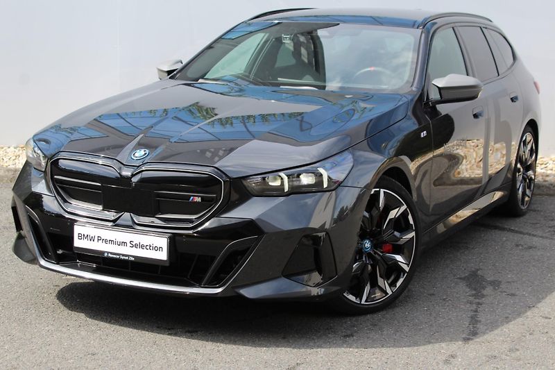 BMW Řada 5 i5 M60 xDrive Touring - fotografie inzerátu