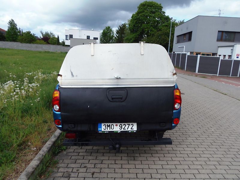 Mitsubishi L200 (2007) 2.5 TD 4x4 uzávěrka tažné 2.7t - fotka 6 z 24