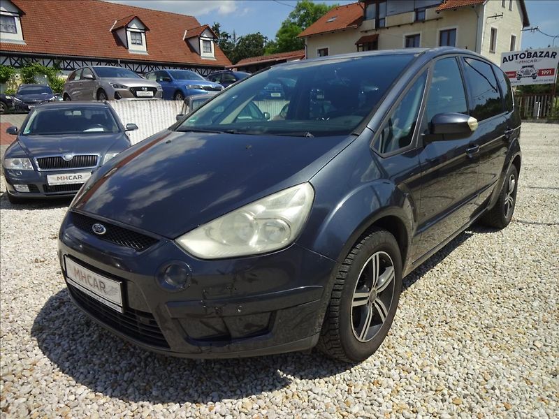 Ford S-MAX 2.0TDCI 103KW - fotka 2 z 44